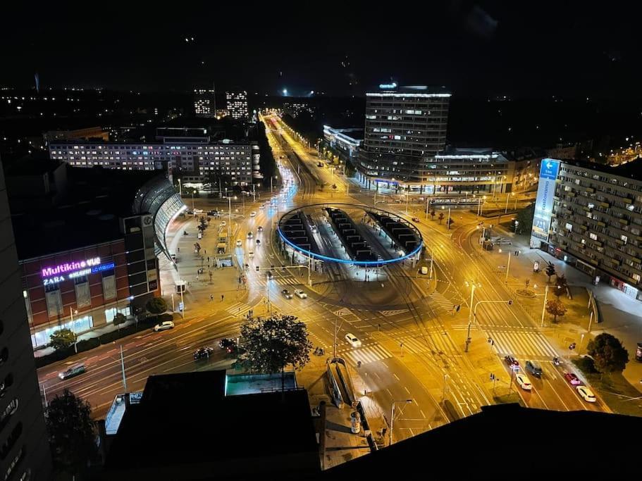 100M2 Penthouse On Top Of The City 1000Mb/S, Airc. Wrocław Extérieur photo