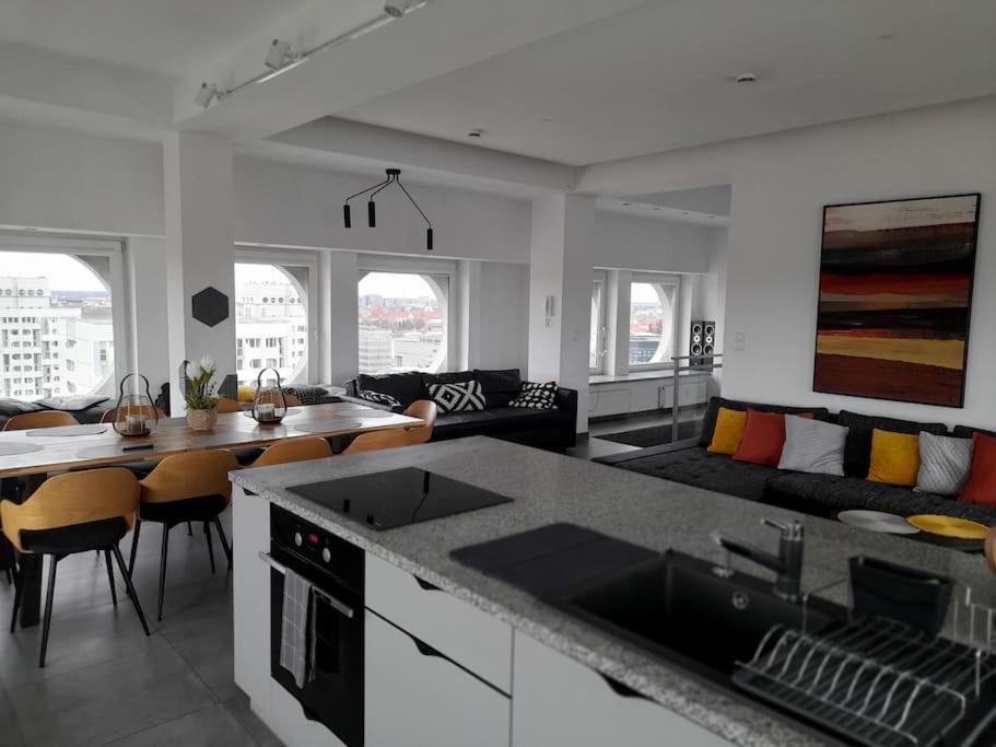 100M2 Penthouse On Top Of The City 1000Mb/S, Airc. Wrocław Extérieur photo