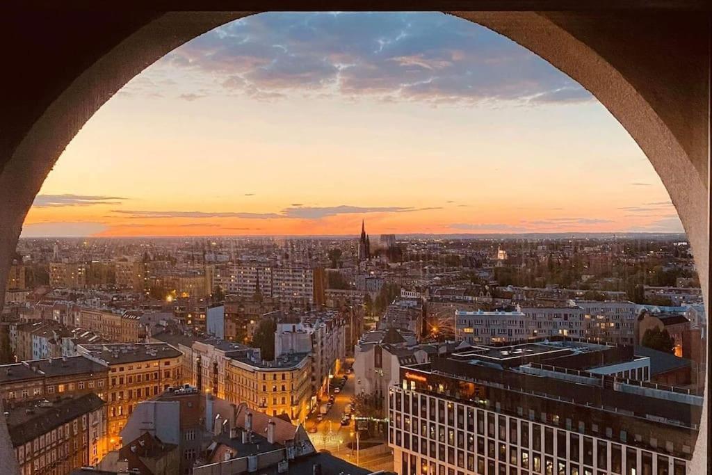 100M2 Penthouse On Top Of The City 1000Mb/S, Airc. Wrocław Extérieur photo